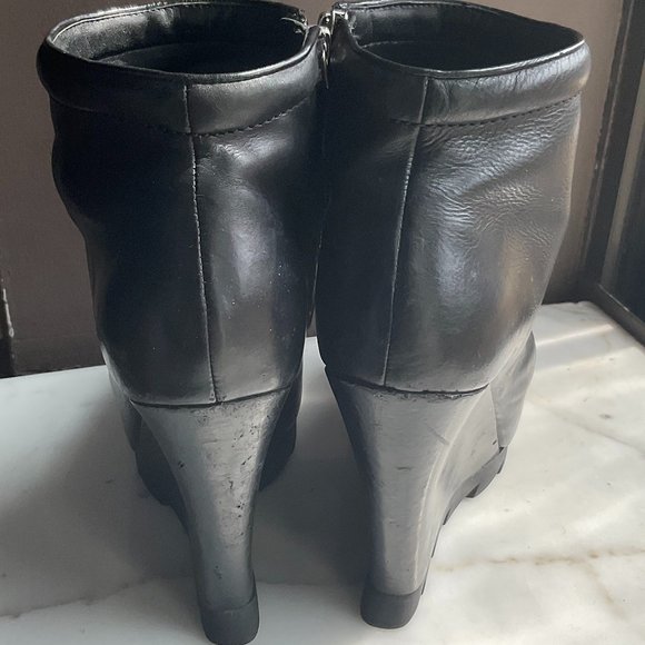 karmilla women's smooth leather heeled boots